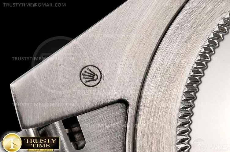 0421 ROLGMT191C – GMT II Durable 990